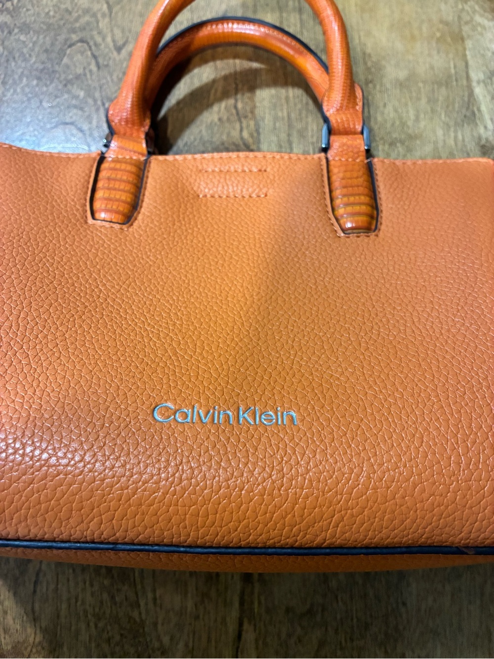 🔥Calvin Klein Orange Pebble-Textured Satchel with Top Handles
